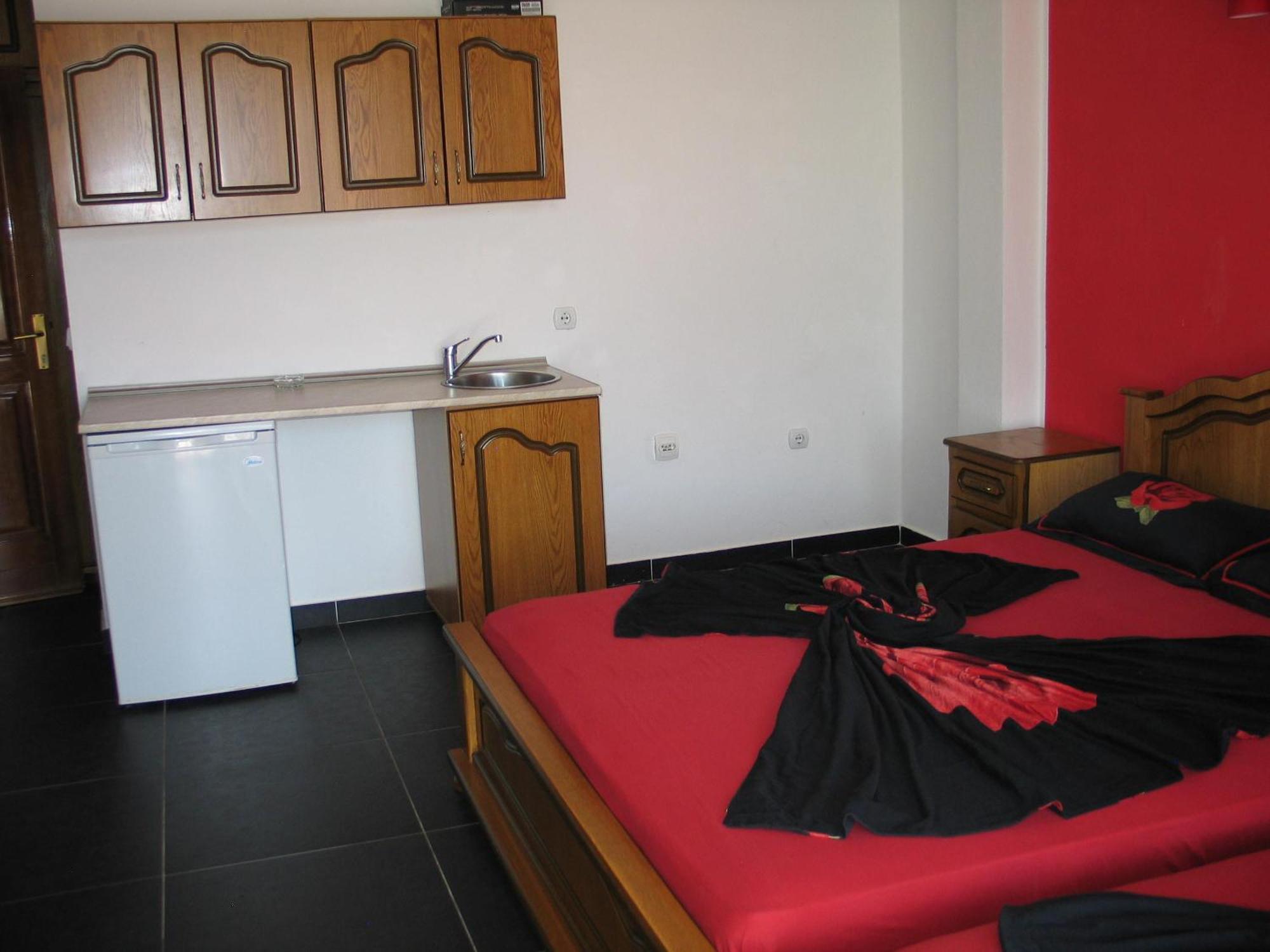 Accommodation Royal Azur Dobra Voda Exterior photo